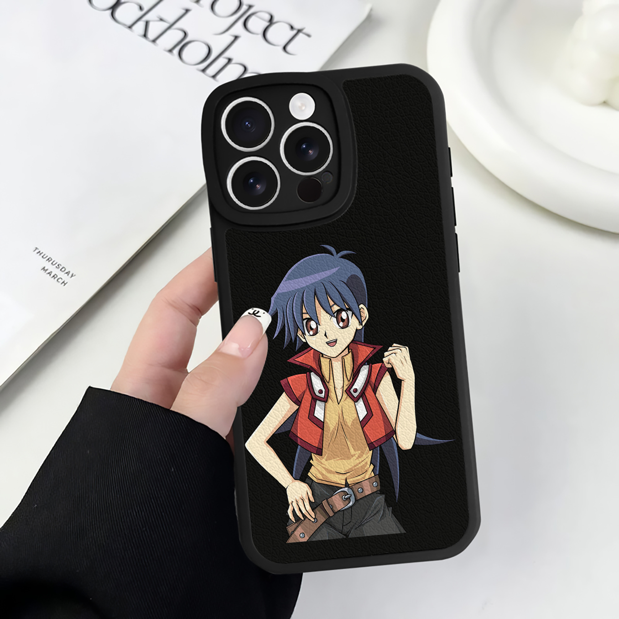 遊☆戯☆王 Yu-Gi-Oh! 【iPhone 16シリーズ対応】シリコンスマホケース（レザー調） 材質：シリコン